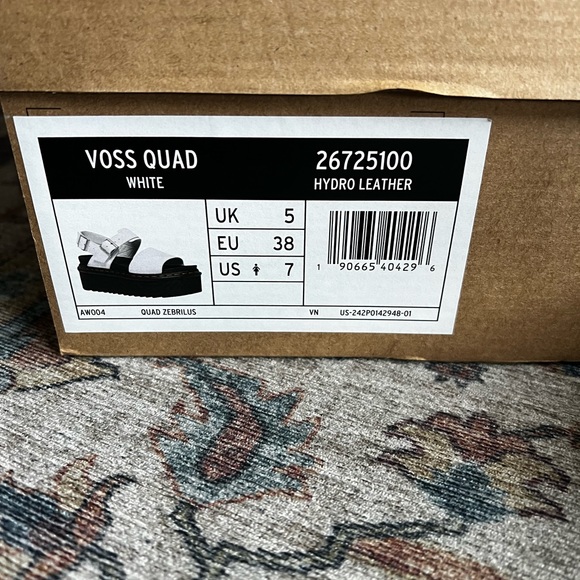 DR MARTEN sandals - Picture 8 of 8